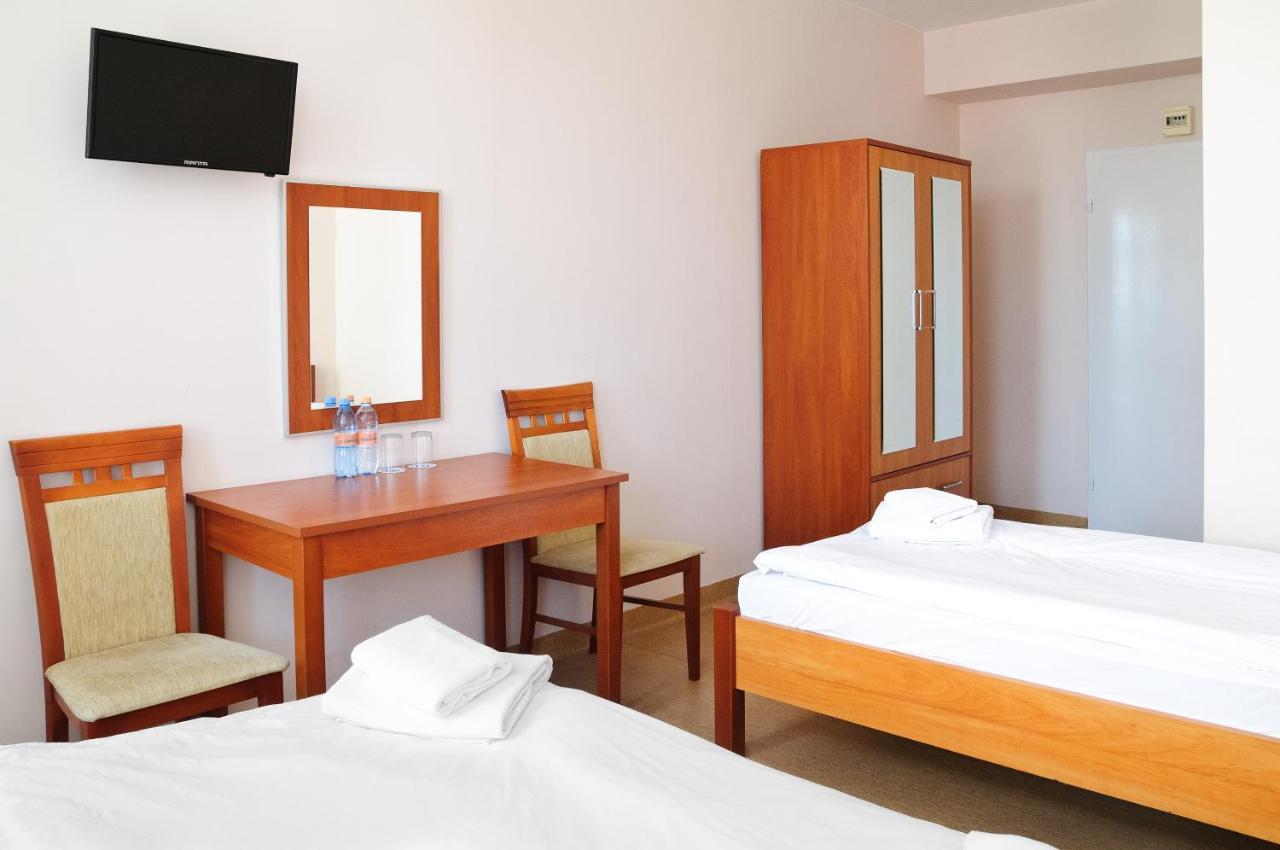 Baza Hotelowa Bobrowiecka 9 وارسو المظهر الخارجي الصورة