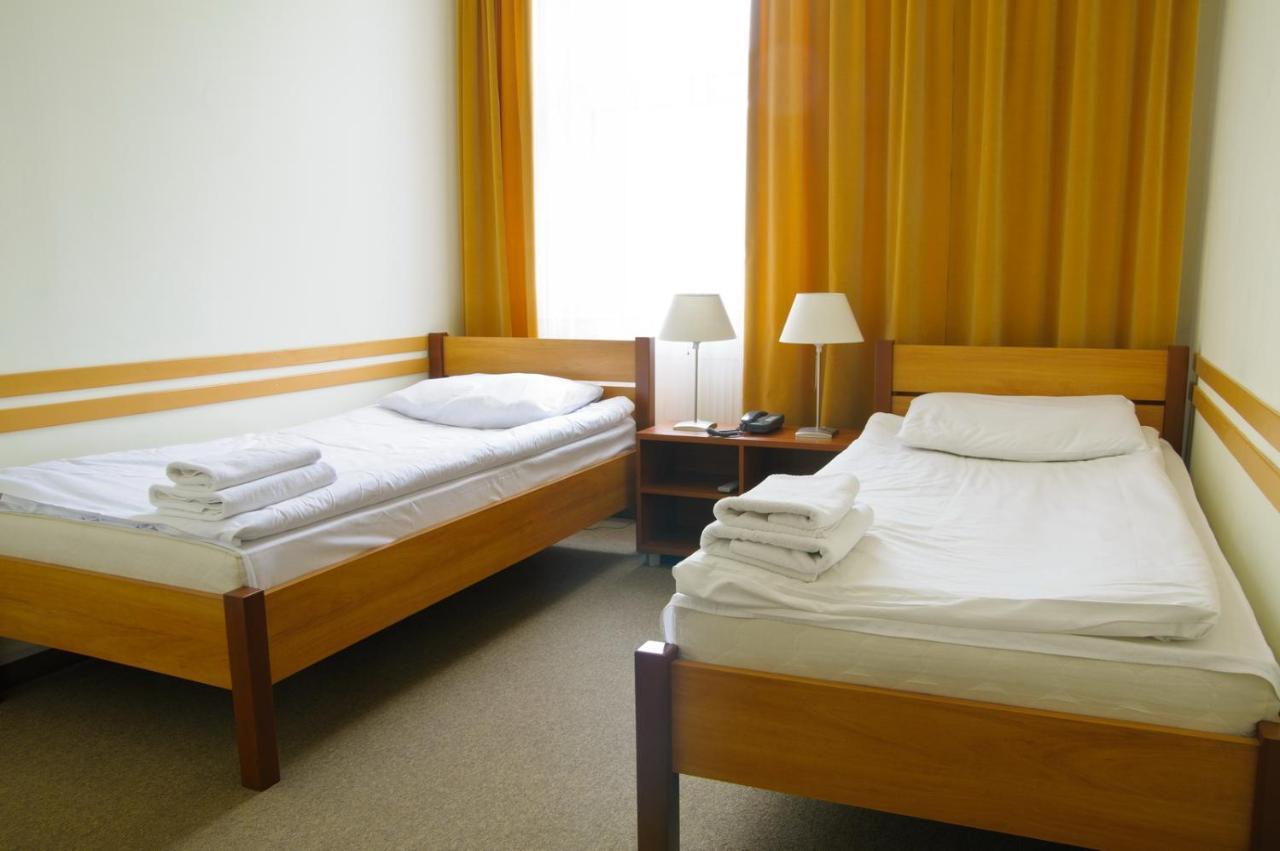 Baza Hotelowa Bobrowiecka 9 وارسو المظهر الخارجي الصورة